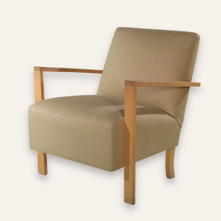 Armchair Mariza